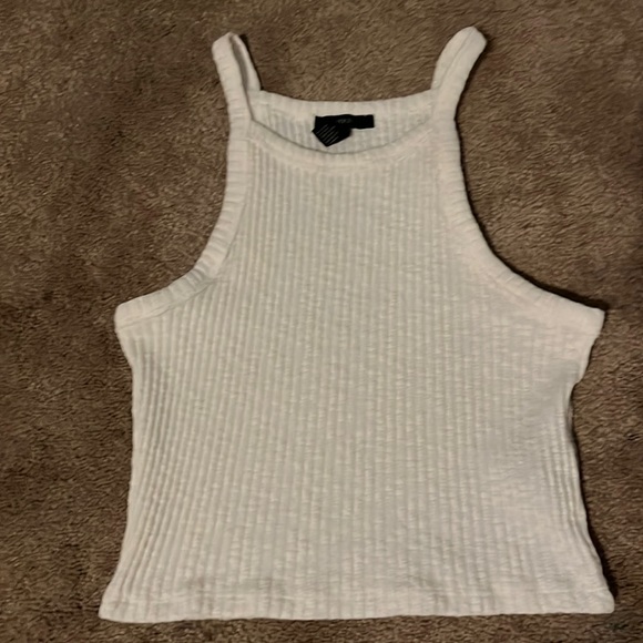 white cropped tank (never worn) - Picture 1 of 2
